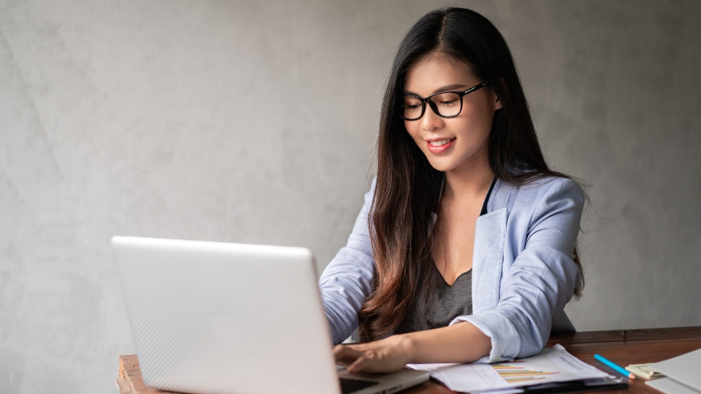 How to Hire Scientific Freelancers in 2026